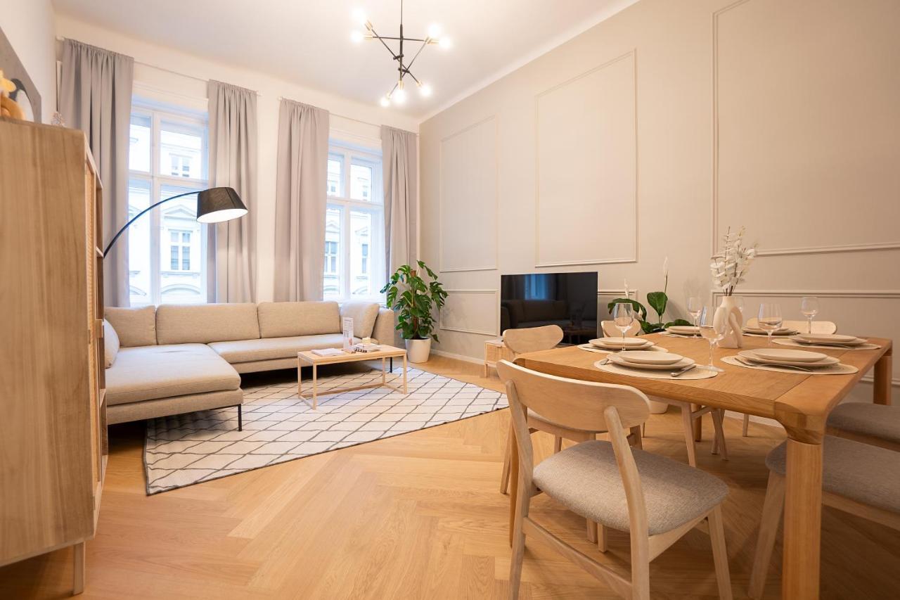 Spacious 110М2 Flat In The City Center Viena Exterior foto