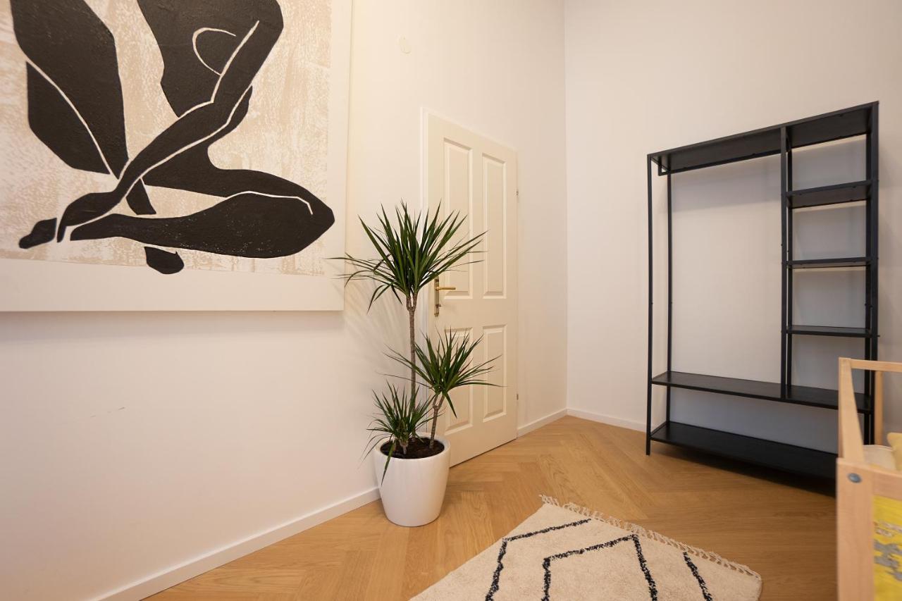 Spacious 110М2 Flat In The City Center Viena Exterior foto